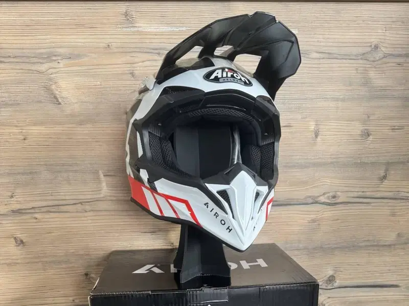 CASCO CROSS AIROH WRAAAP (2)
