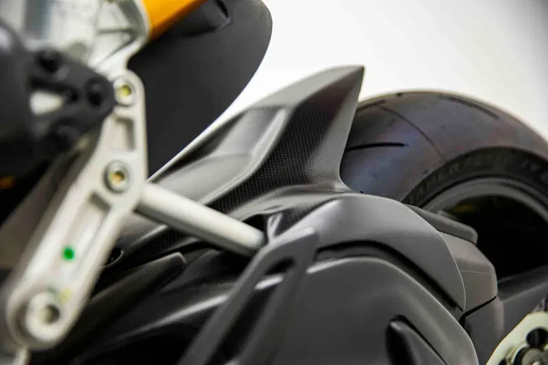 Ducati Panigale V2 Superquadro Final Edition (2024) (17)