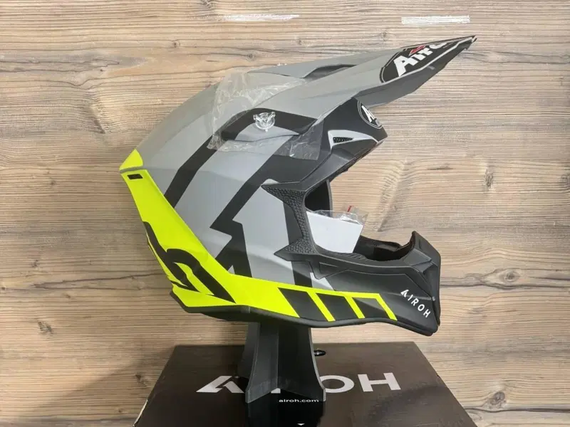 CASCO CROSS AIROH WRAAAP