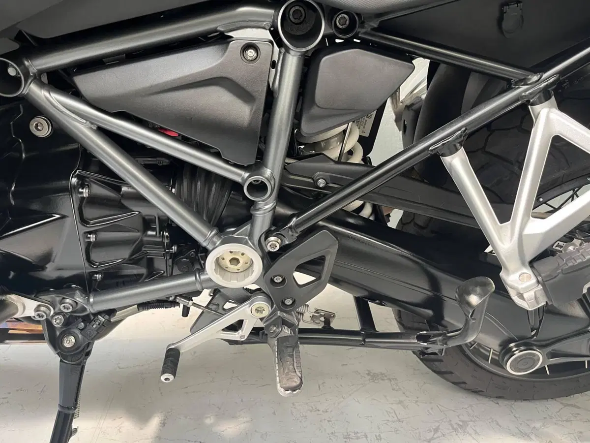 Bmw R 1250 GS (2021 - 24) (4)