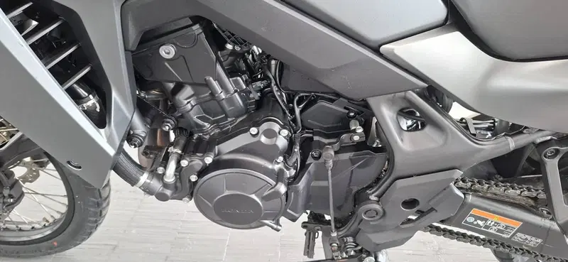 Honda Transalp XL750 (2025) (9)