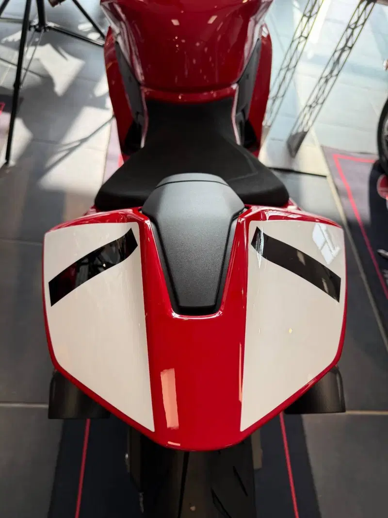 Ducati Panigale V2 S (2025 - 26) (6)