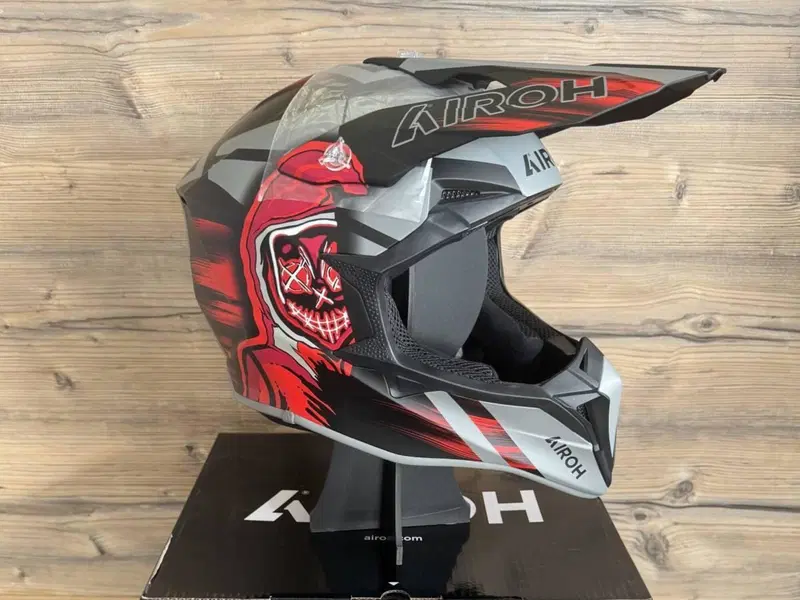 CASCO CROSS AIROH WRAAAP