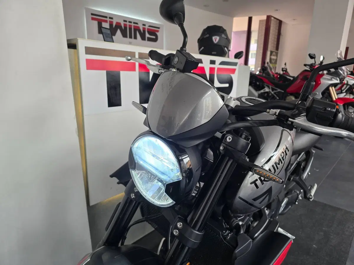 Triumph Trident 660 (2021 - 24) (12)