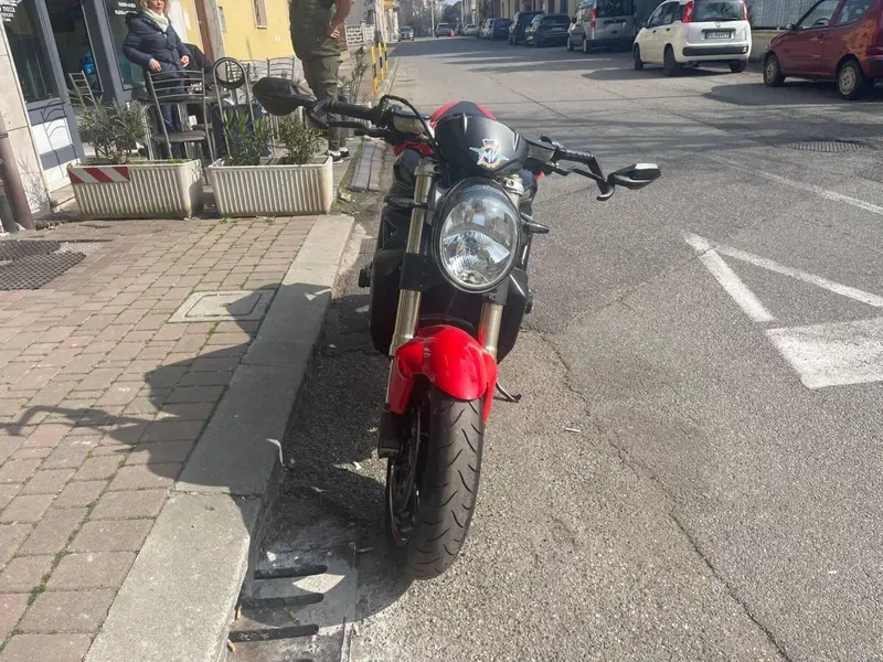 MV Agusta Brutale 910 S (2005 - 11) (3)