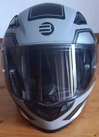Vendo casco integrale moto BEFAST Ventus
