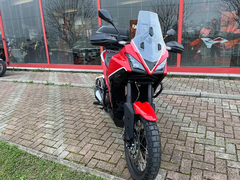 Moto Morini X-Cape 650 (2021 - 26) (4)