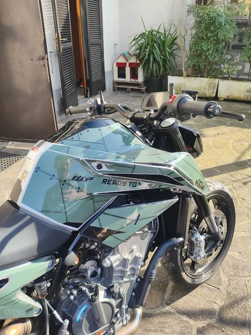 KTM 790 Duke L (2023 - 24) (2)