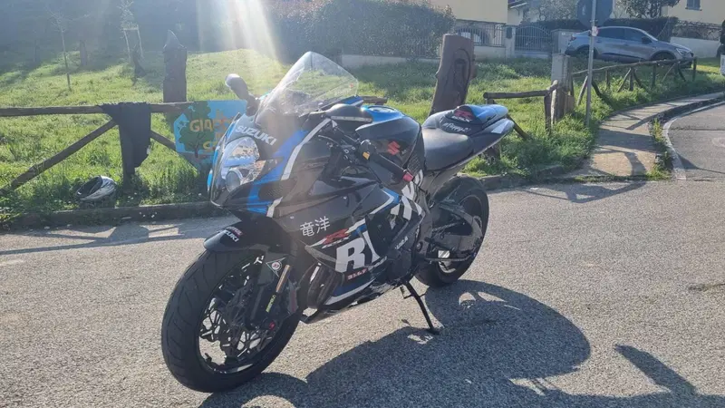 Suzuki GSX R 750 (2006 - 07) (5)