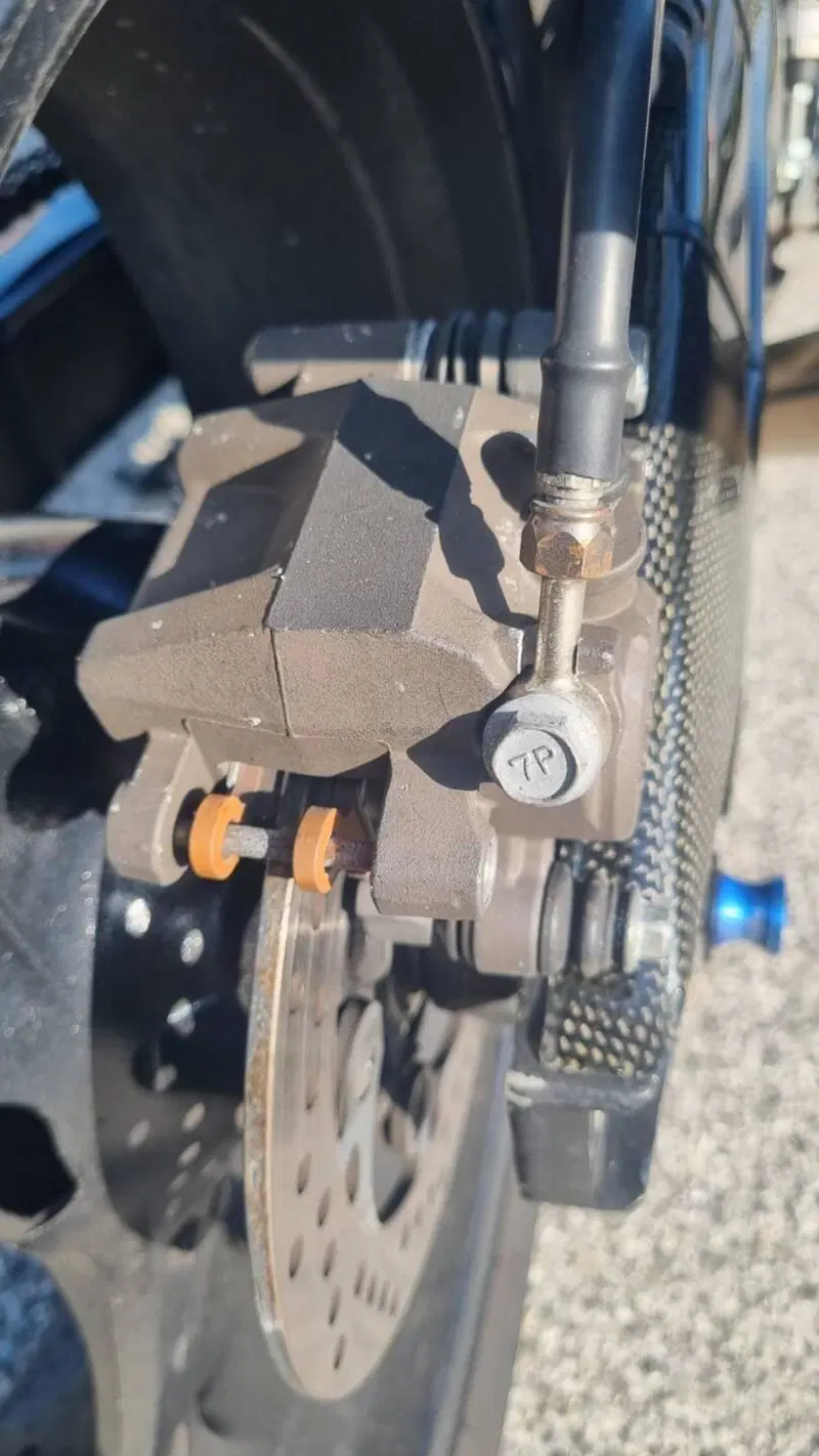 Suzuki GSX R 750 (2006 - 07) (13)