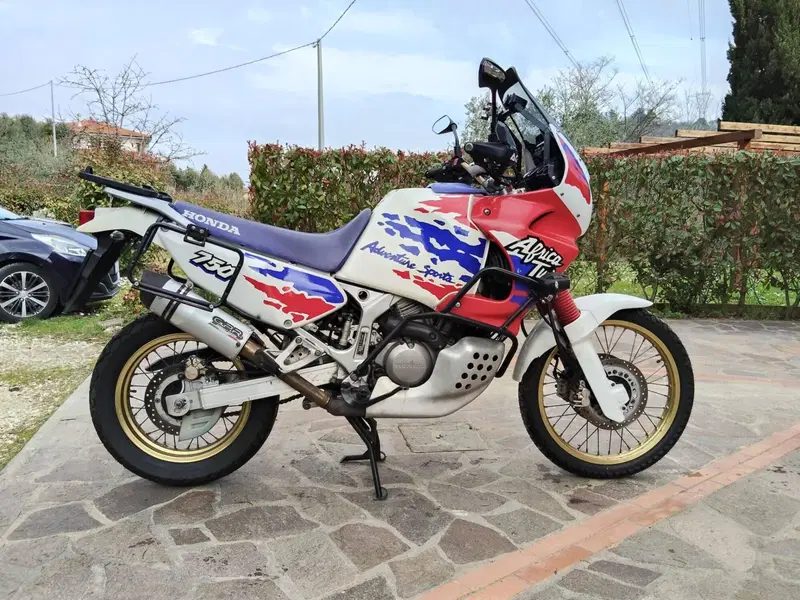 Honda Africa Twin XRV 750 (1993 - 95) (2)