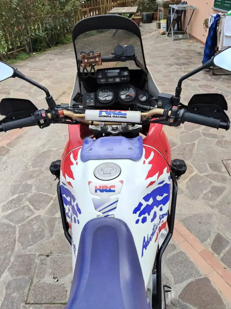 Honda Africa Twin XRV 750 (1993 - 95) (4)