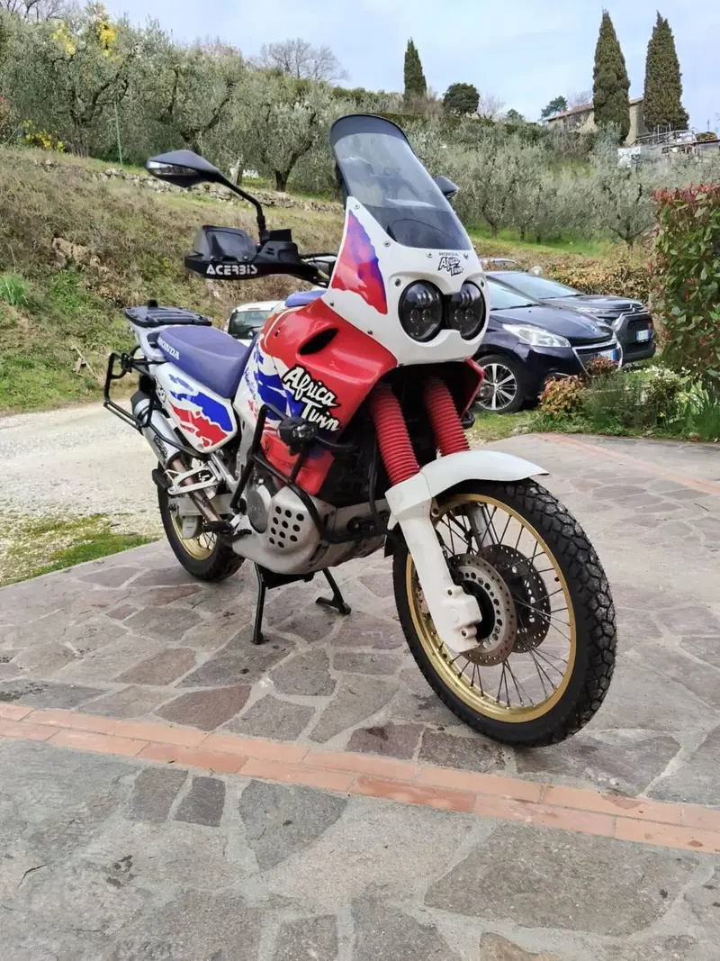 Honda Africa Twin XRV 750 (1993 - 95) (12)