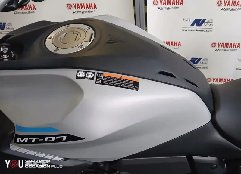 Yamaha MT-07 Y-AMT (2025 - 26) (6)