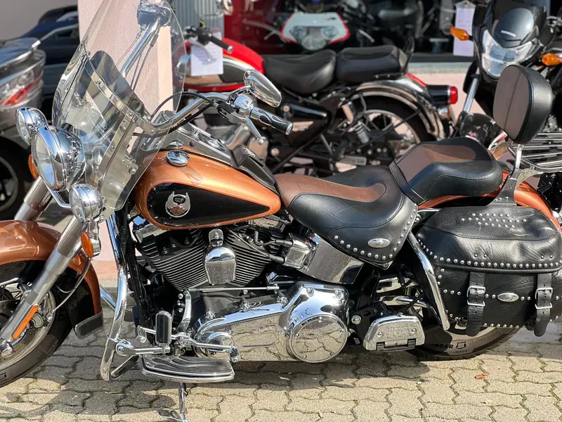 Harley-Davidson 1584 Heritage Classic (2008 - 10) - FLSTC