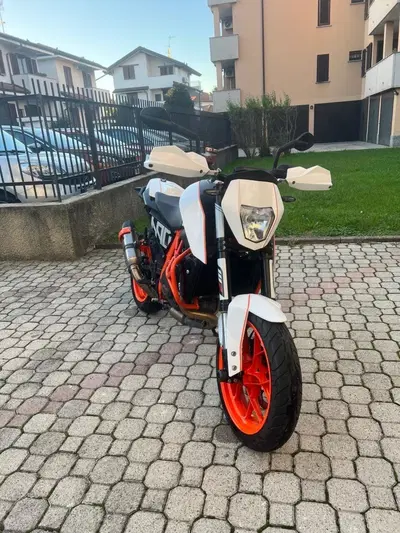 KTM 690 Duke R (2016 -17) usata