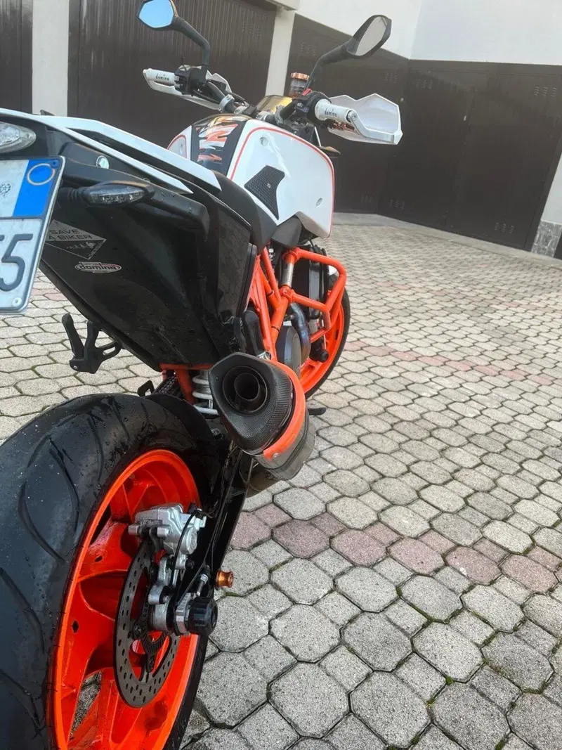 KTM 690 Duke R (2016 -17) (5)