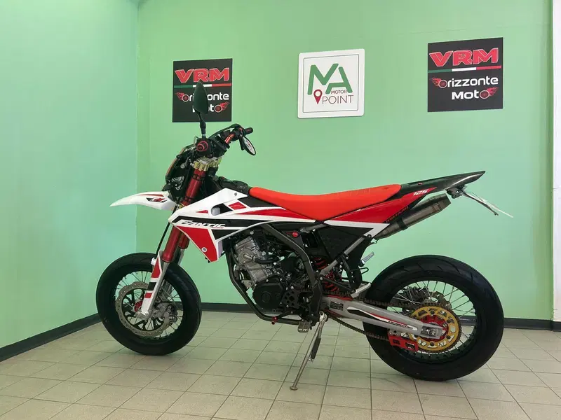 Fantic Motor XMF 125 Motard Competition 4t (2021 - 22) (2)
