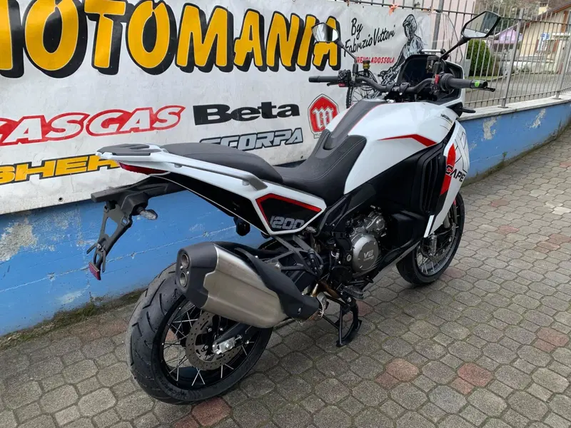Moto Morini X-Cape 1200 (2026) (3)