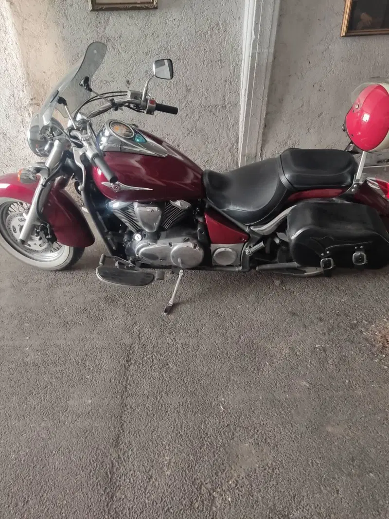 Kawasaki Vulcan VN 900 Classic SE (2011 - 16) (2)