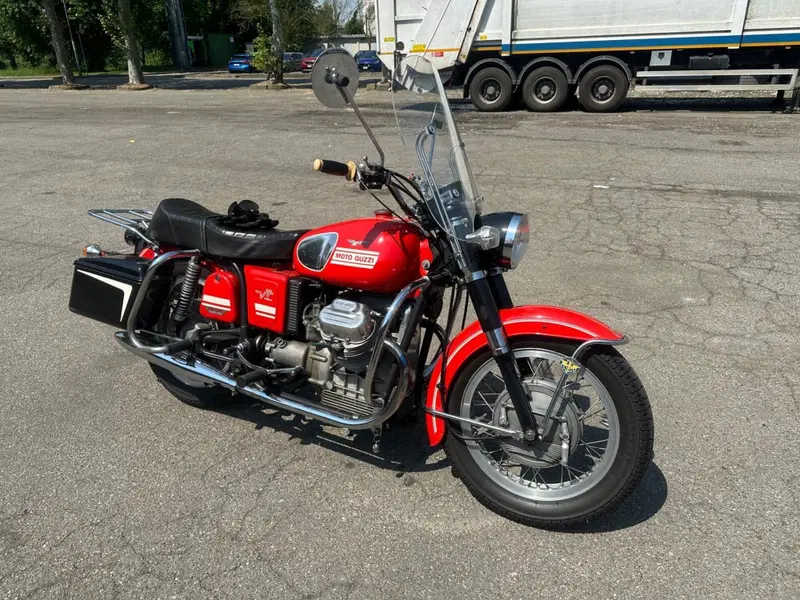 Moto Guzzi v7 creola 
