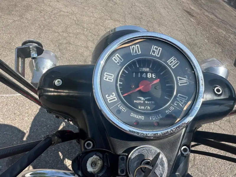 Moto Guzzi v7 creola  (6)