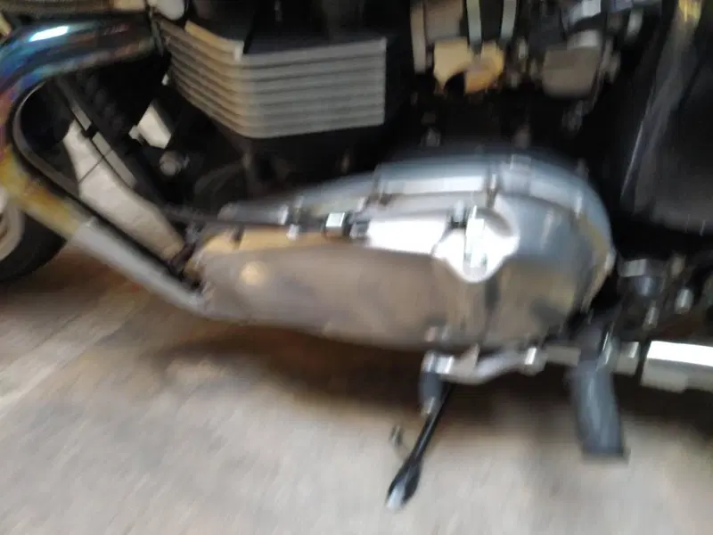 Triumph Bonneville SE (2009 - 13) (5)