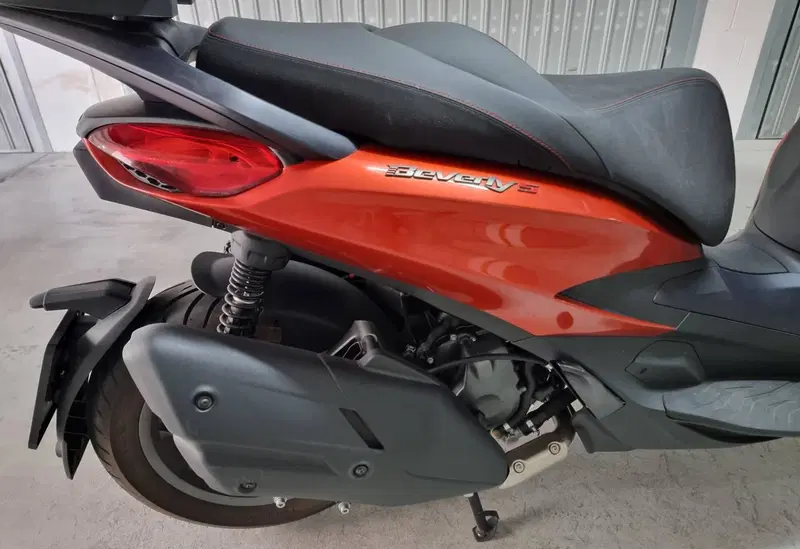 Piaggio Beverly 400 S ABS-ASR (2021 - 24) (10)