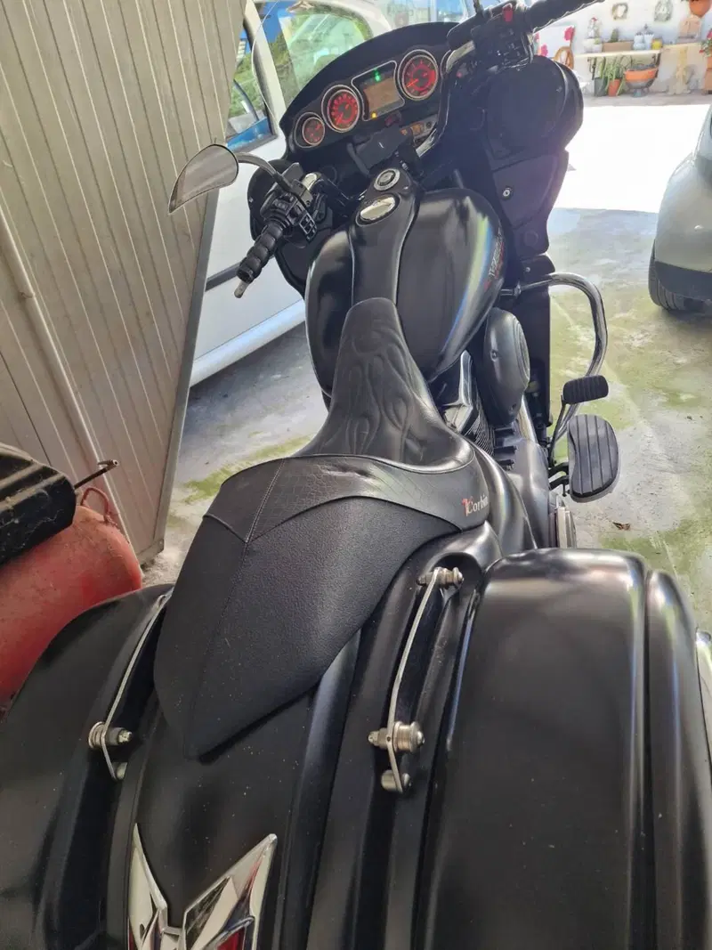 Kawasaki Vulcan VN 1700 Voyager ABS Custom (2011 - 14) (5)
