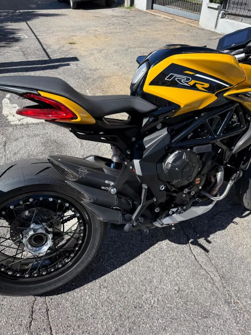 MV Agusta Dragster 800 RC SCS (2022 - 25) (4)