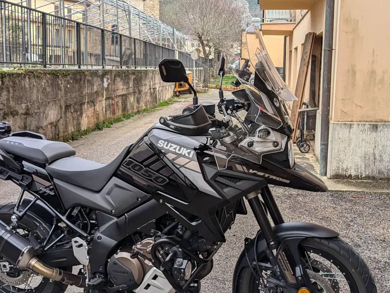Suzuki V-Strom 1050XT (2020 - 23) (5)