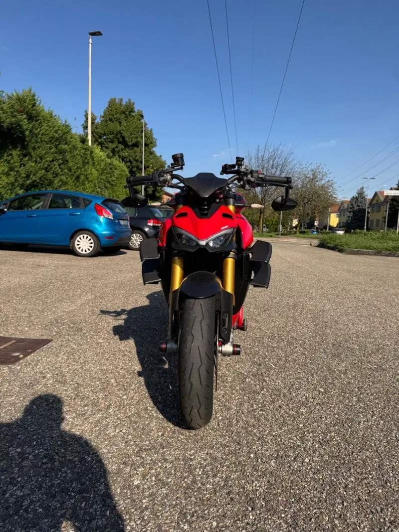 Ducati Streetfighter V4 1100 S (2021 - 22) (2)