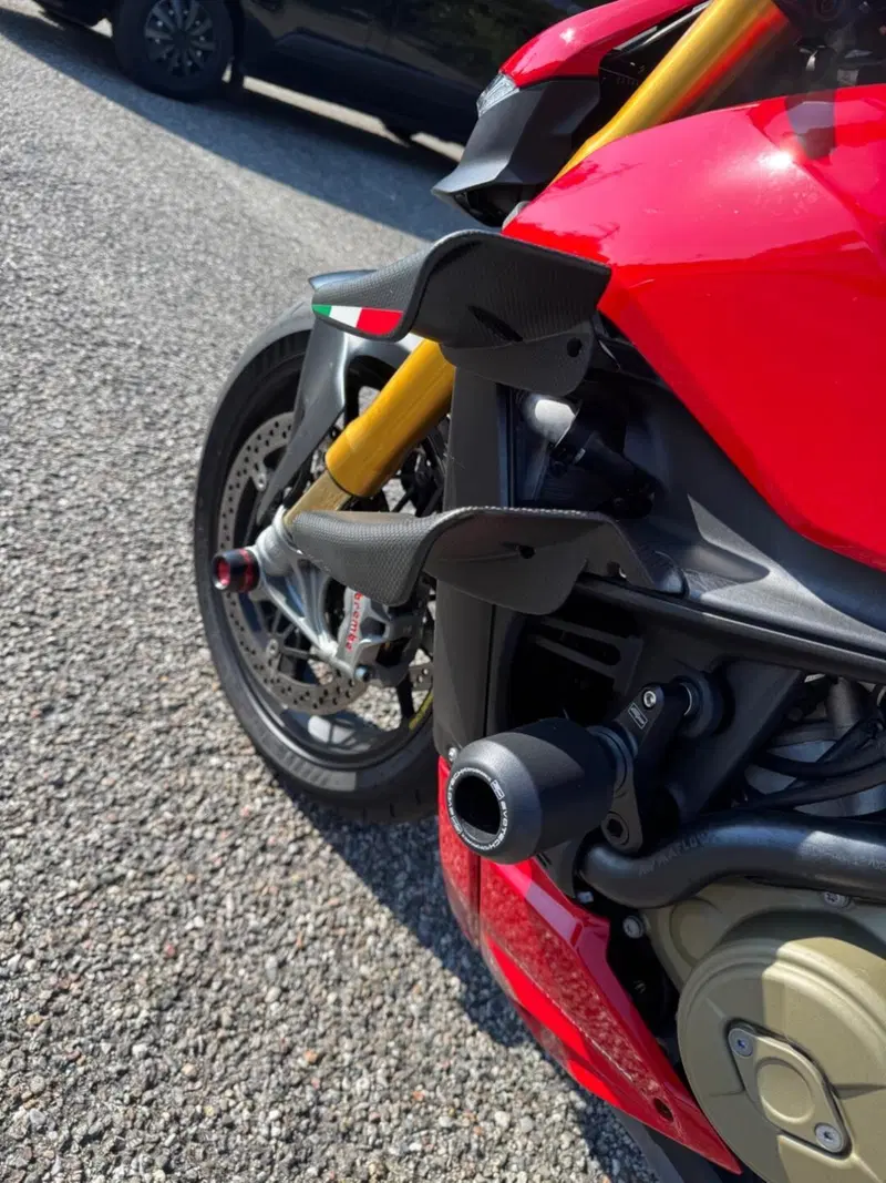 Ducati Streetfighter V4 1100 S (2021 - 22) (9)