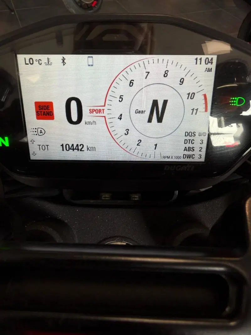 Ducati Hypermotard 950 RVE (2022 - 25) (4)