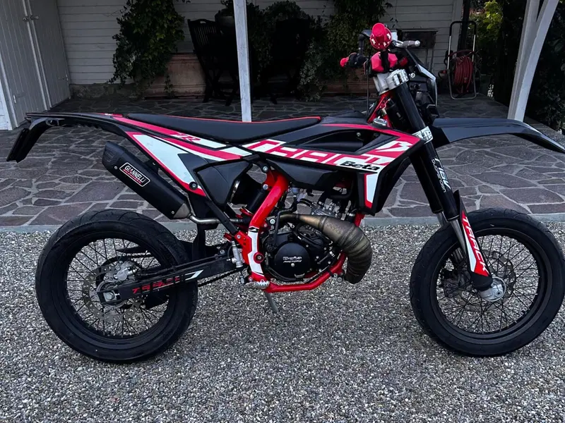 Betamotor RR 50 Motard Track (2021 - 26) (2)