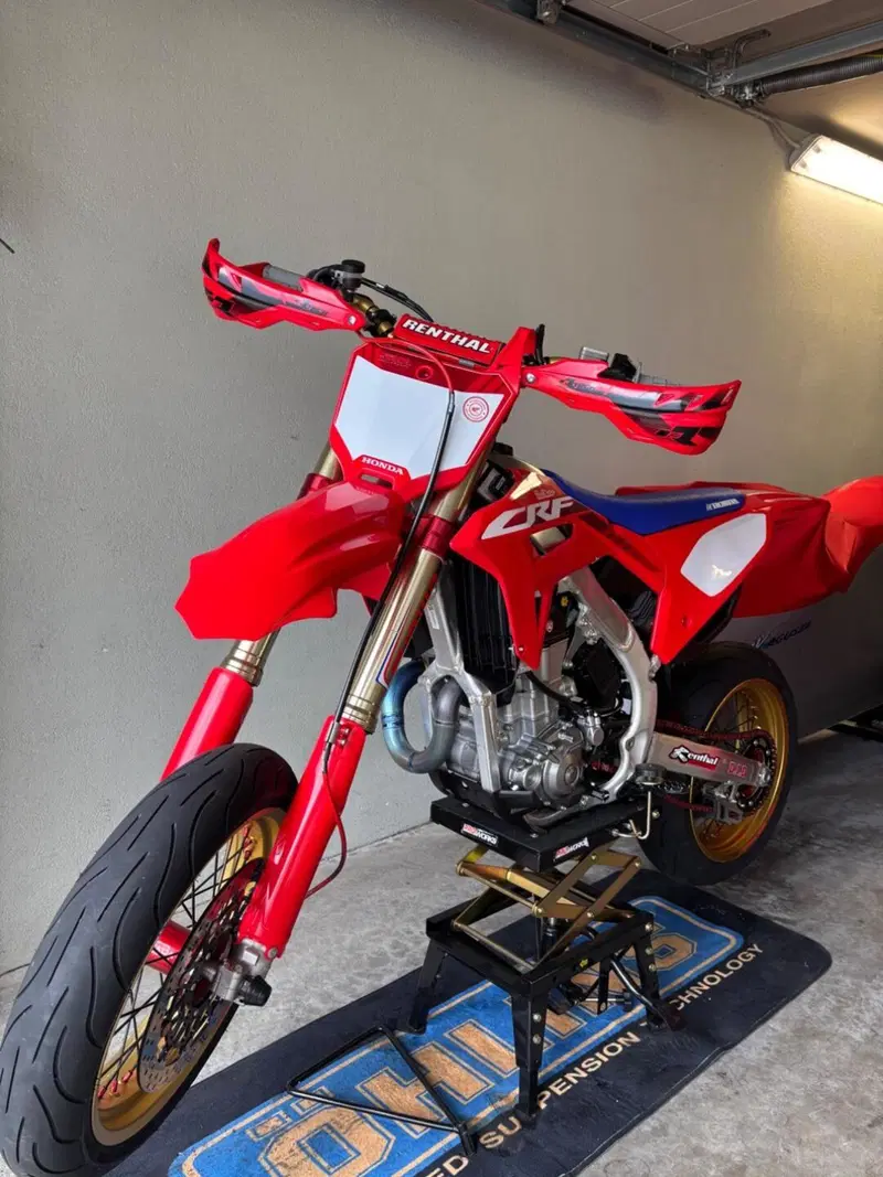 Honda CRF 450R (2024)