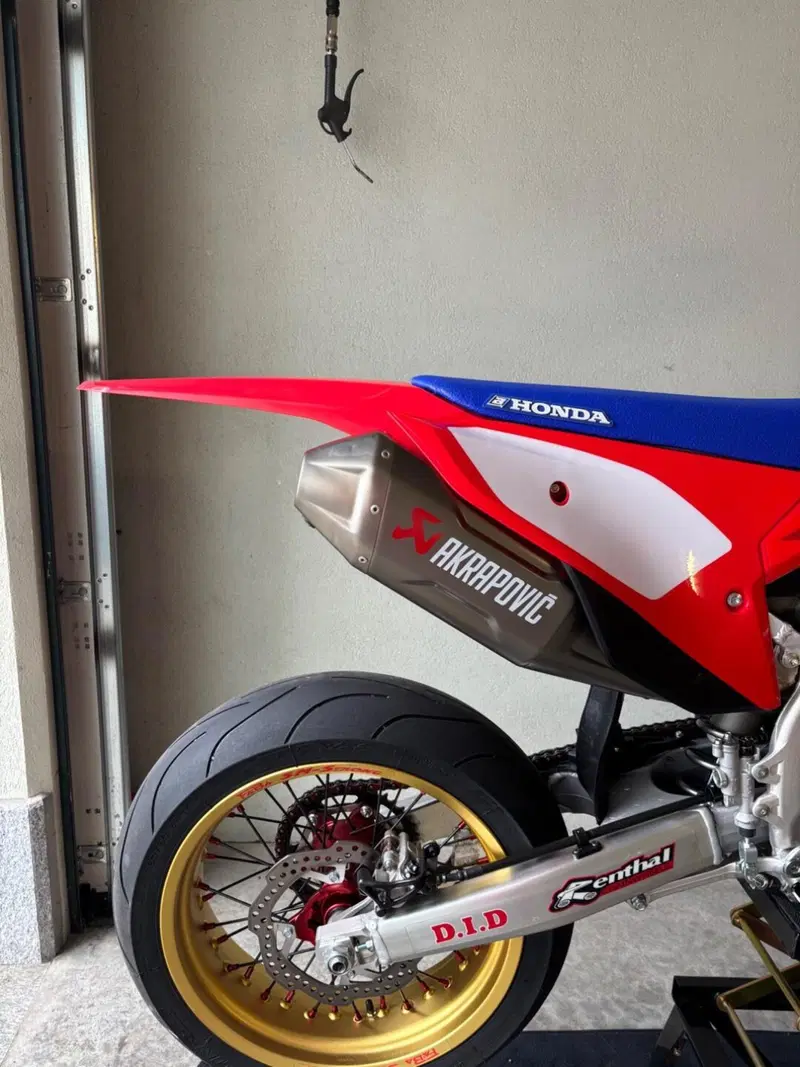 Honda CRF 450R (2024) (8)