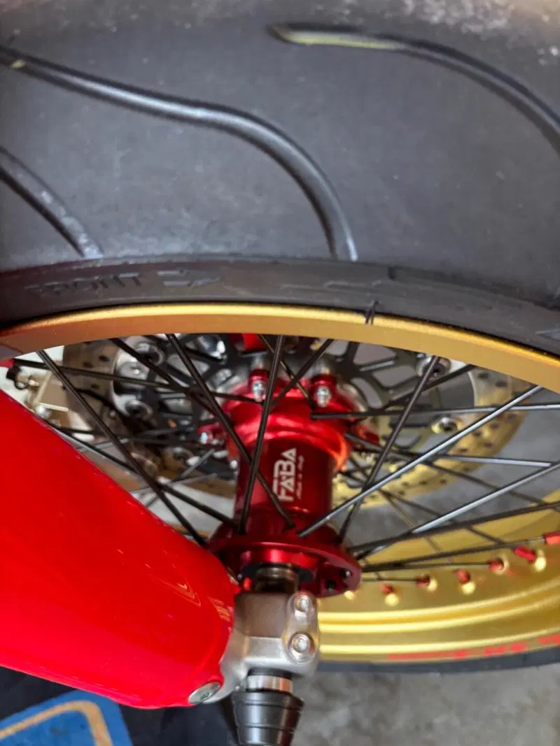 Honda CRF 450R (2024) (10)