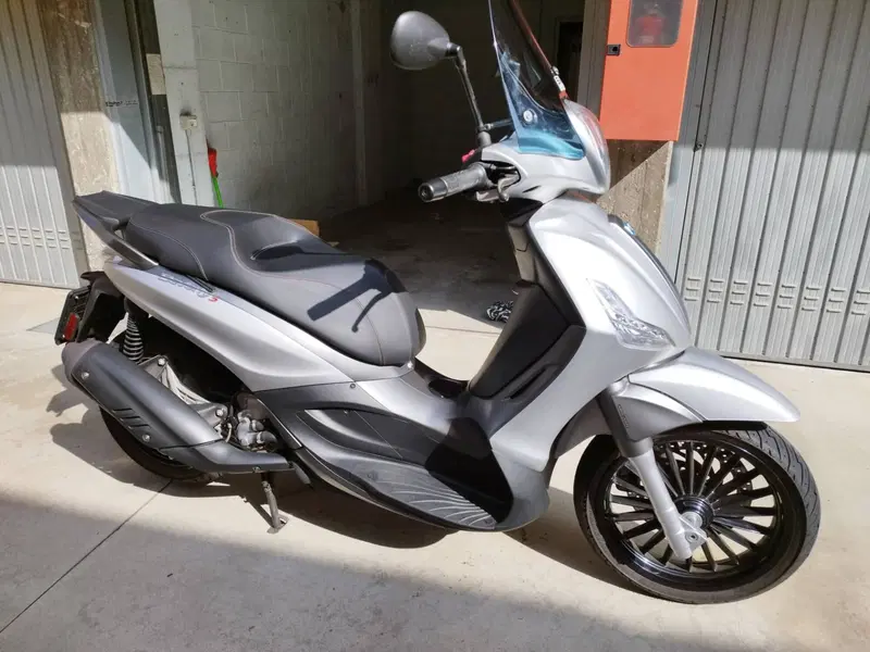Piaggio Beverly 300 i.e. ABS-ASR (2016 - 20)
