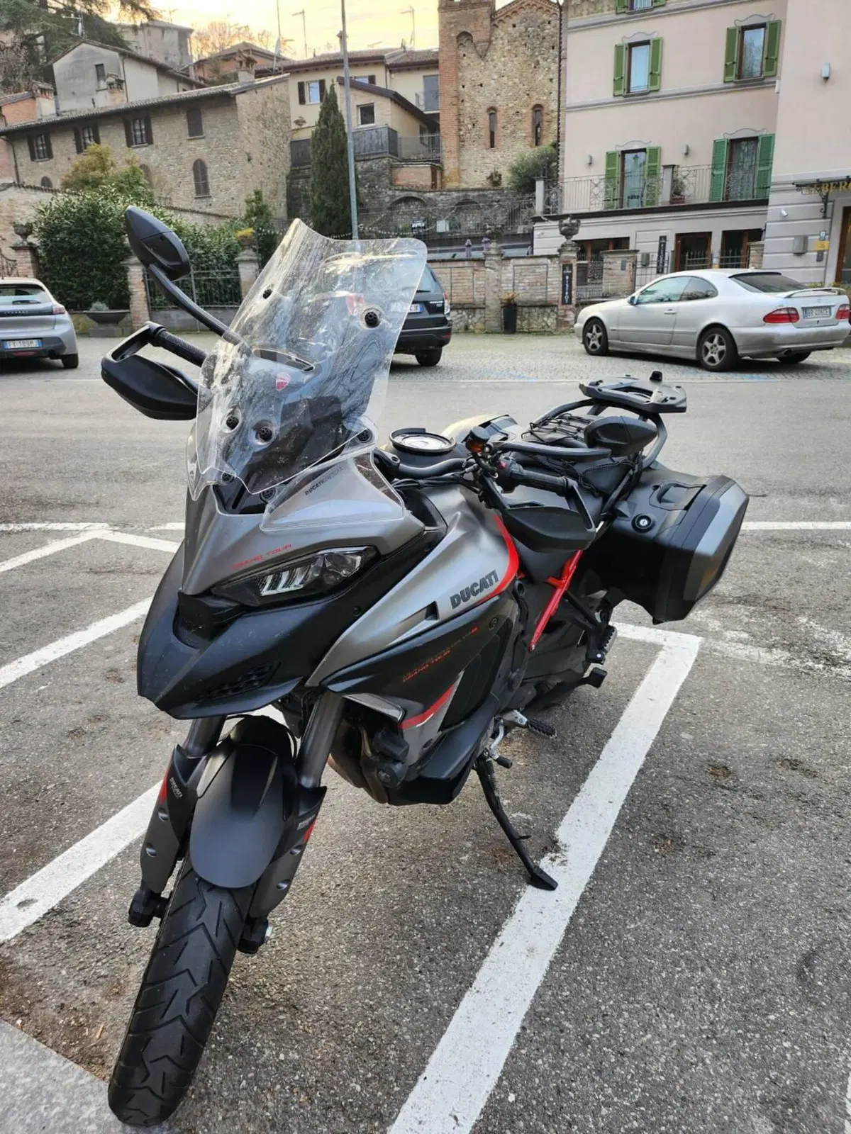 Ducati Multistrada V4 S Grand Tour (2024) (3)