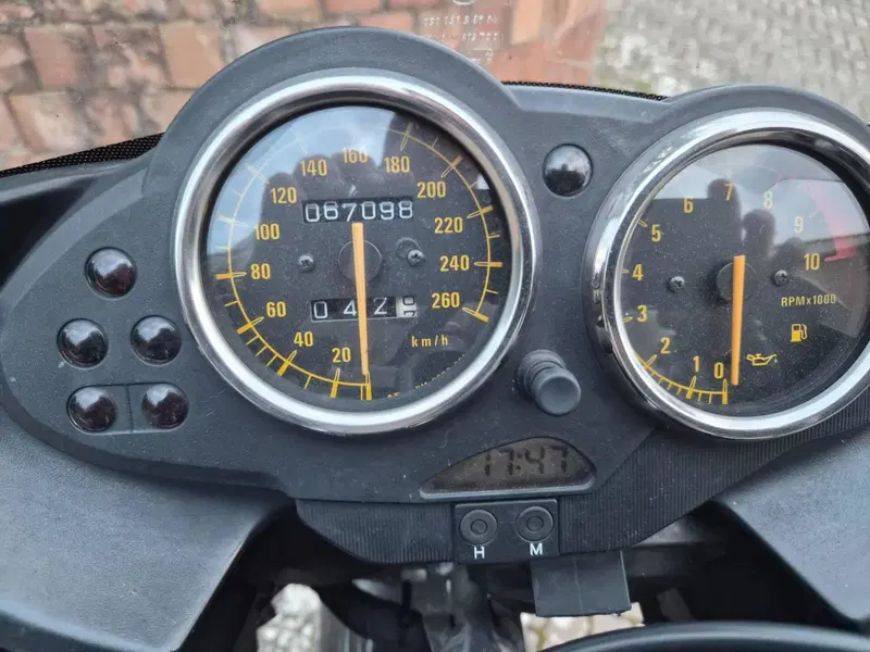 Bmw R1100S (3)