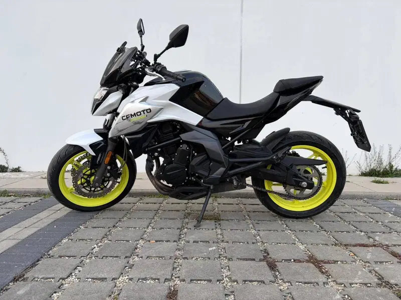 CFMOTO 650NK (2021 - 24) (3)