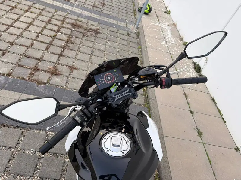 CFMOTO 650NK (2021 - 24) (5)