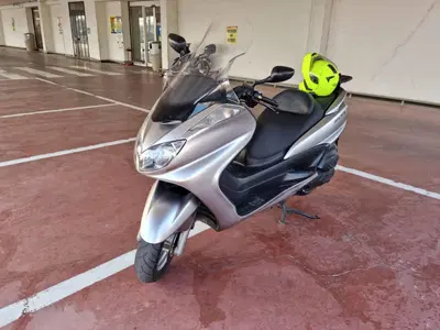 Yamaha Majesty 400 (2004 - 08) usata