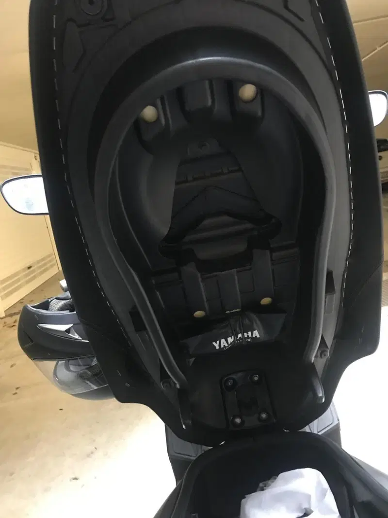 Yamaha X-Max 400 ABS (2017 - 20) (4)