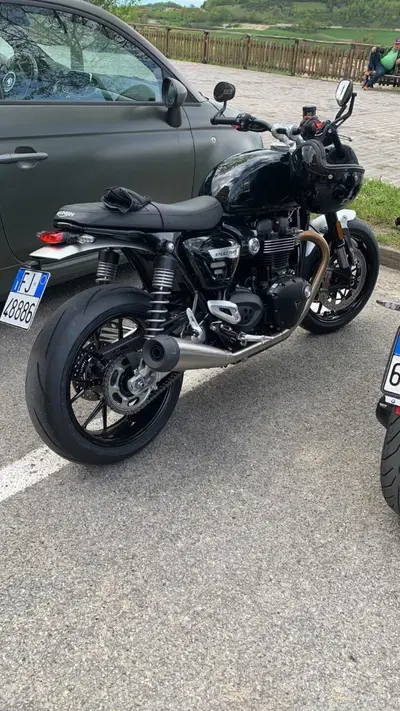 Triumph Speed Twin 1200 (2021 - 24) usata
