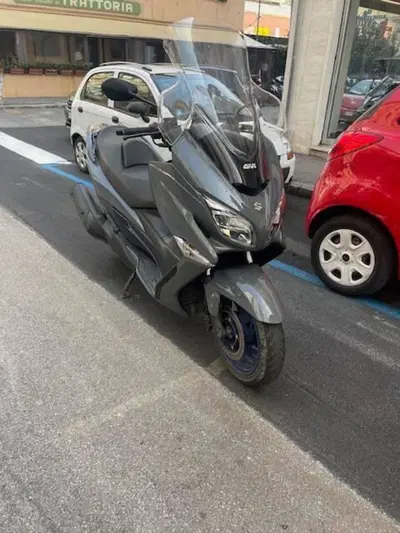 Suzuki Burgman 400 (2022 - 24) usata