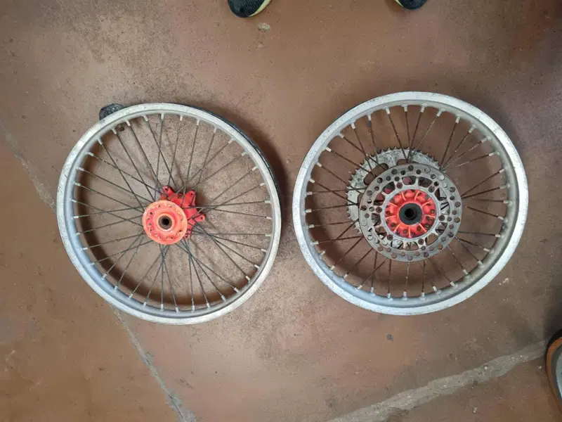 Coppia ruote RM 250 1989 Suzuki (2)