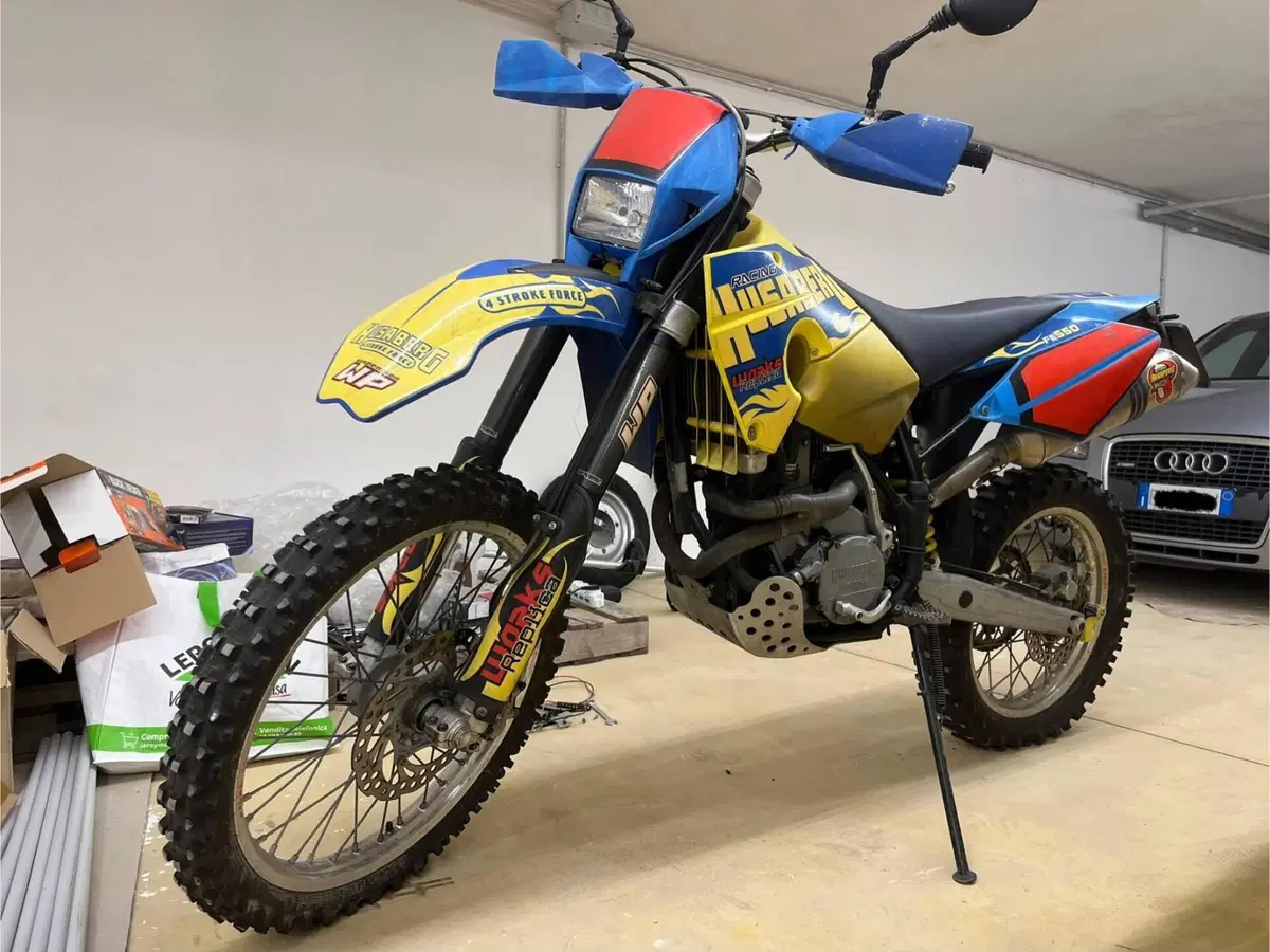 Husaberg FE 550 E (3)