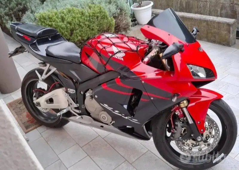 Honda CBR 600 RR (2005 - 06)